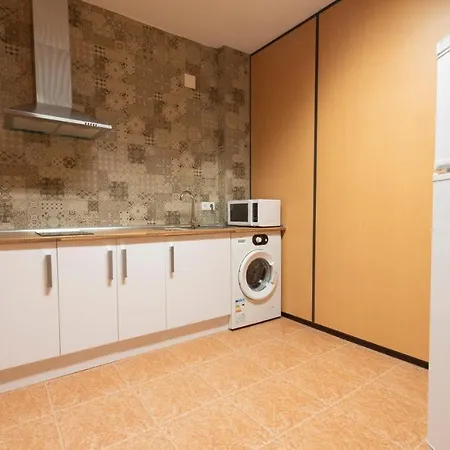 San Jorge, Parking Privado Gratis Daire Caces