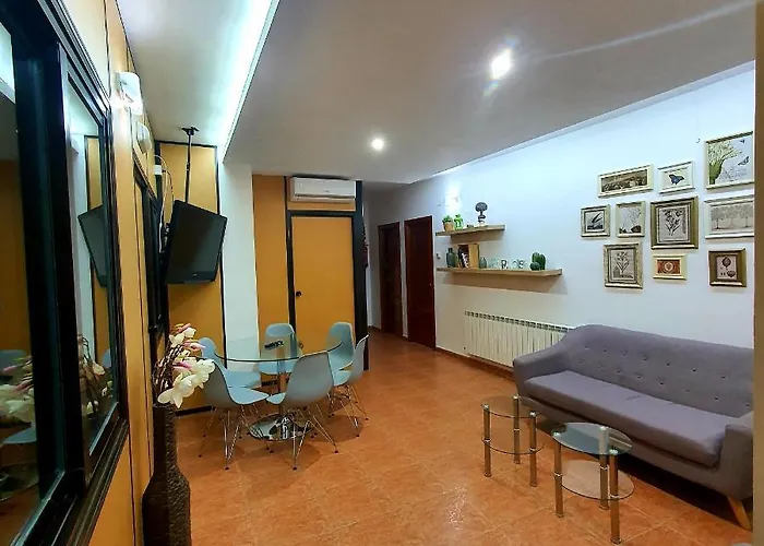 San Jorge, Parking Privado Gratis * Касерес