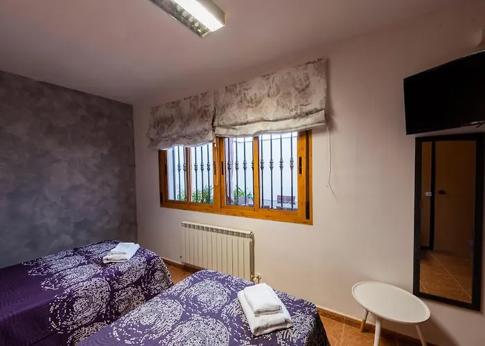 San Jorge, Parking Privado Gratis * Касерес