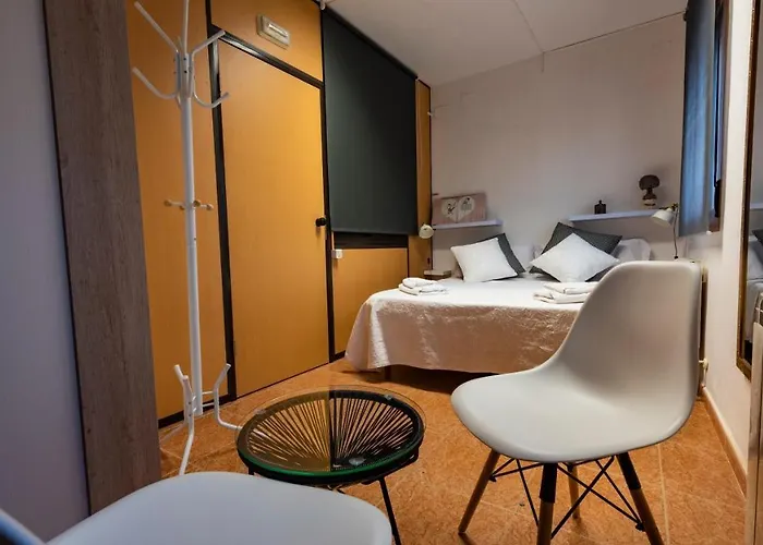 San Jorge, Parking Privado Gratis *